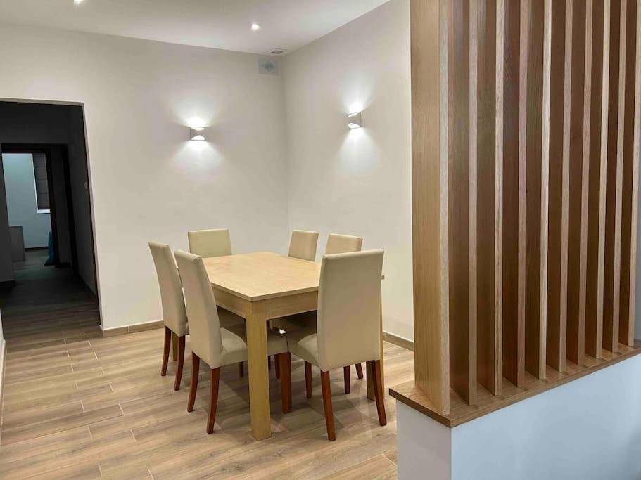 Apartamento A Flat In The Heart Of Bugibba Bahía de San Pablo Exterior foto